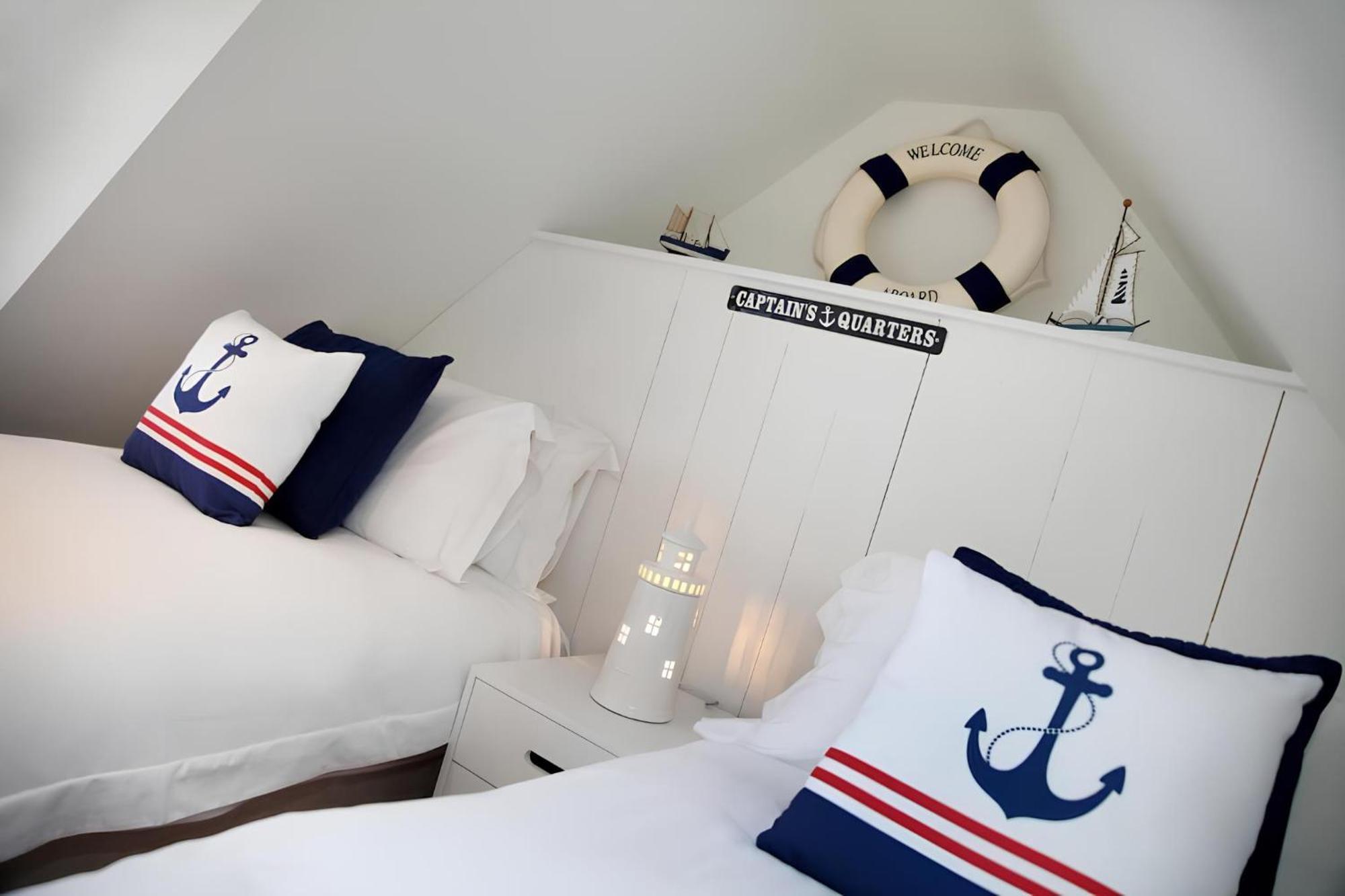 Tucked Away, Beach Access Sleeps 4 The Mumbles Eksteriør bilde