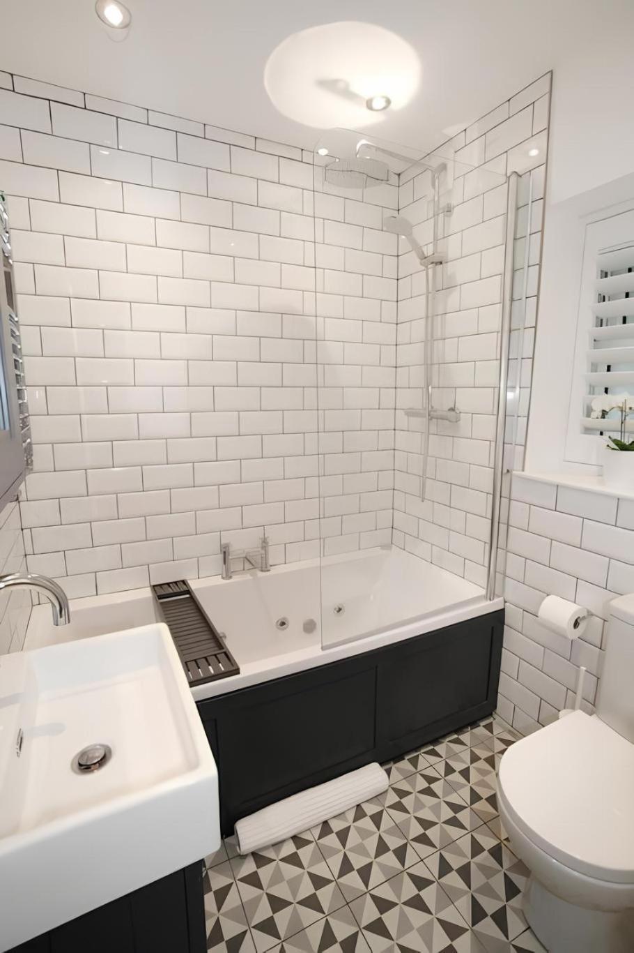 Tucked Away, Beach Access Sleeps 4 The Mumbles Eksteriør bilde